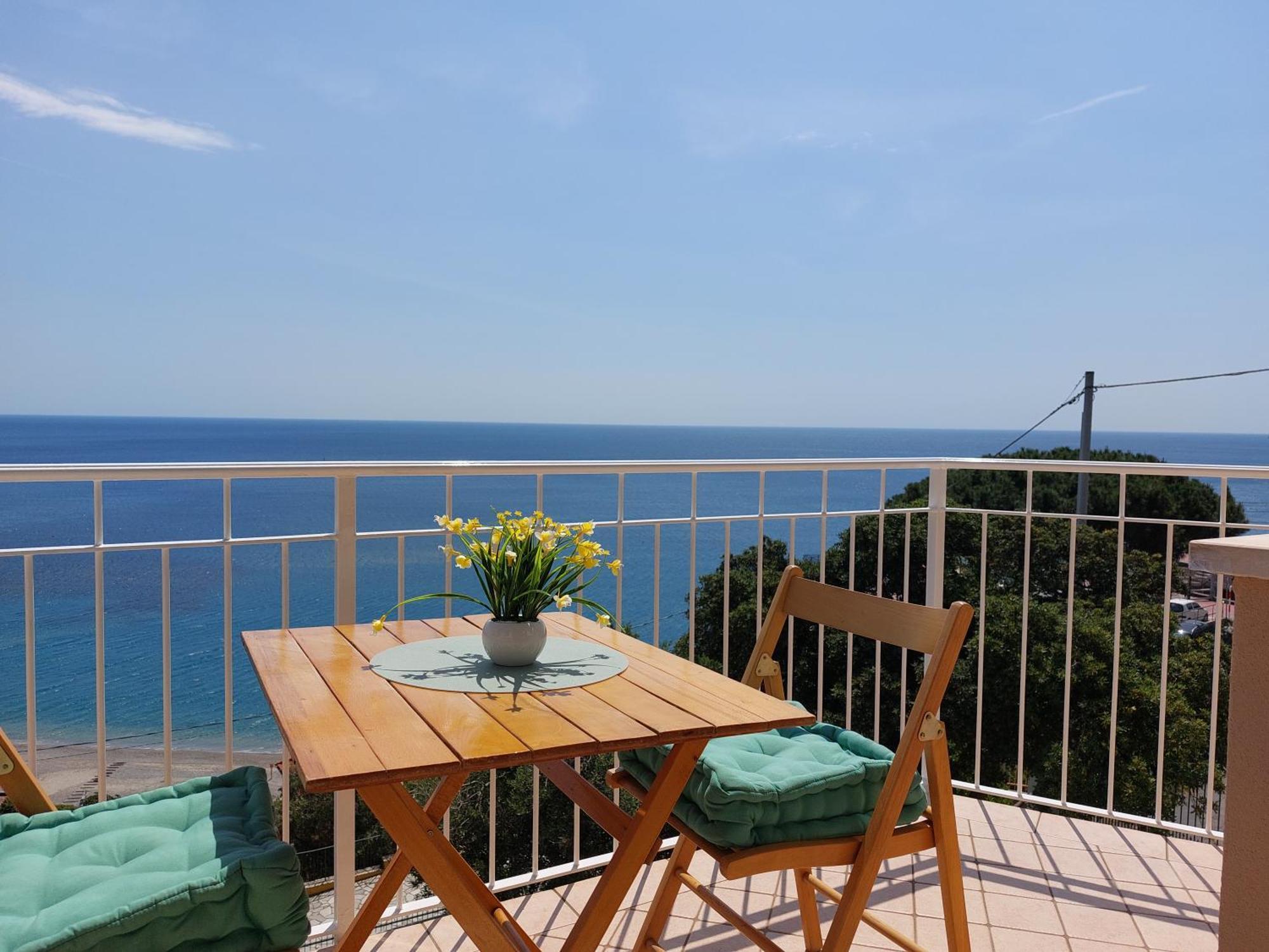 Una Finestra Sul Mare Home 2 贝尔杰吉 外观 照片